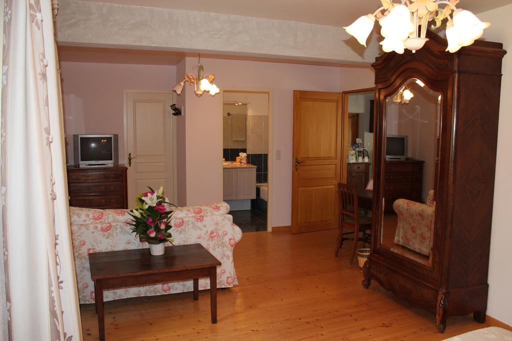 Bed and Breakfast Le Lavoir Peintre Exterior foto