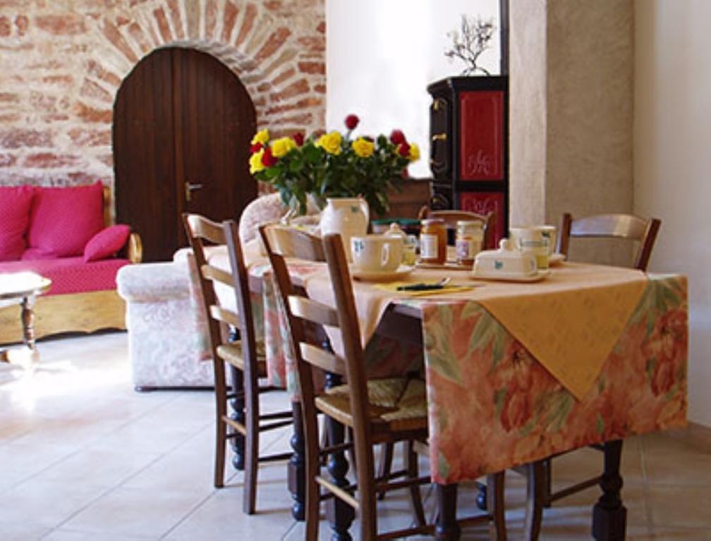 Bed and Breakfast Le Lavoir Peintre Exterior foto