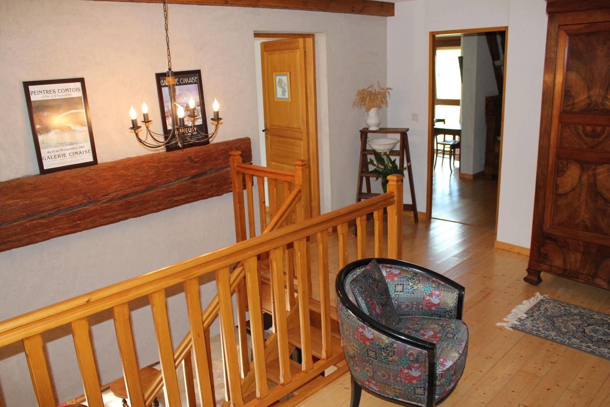 Bed and Breakfast Le Lavoir Peintre Exterior foto